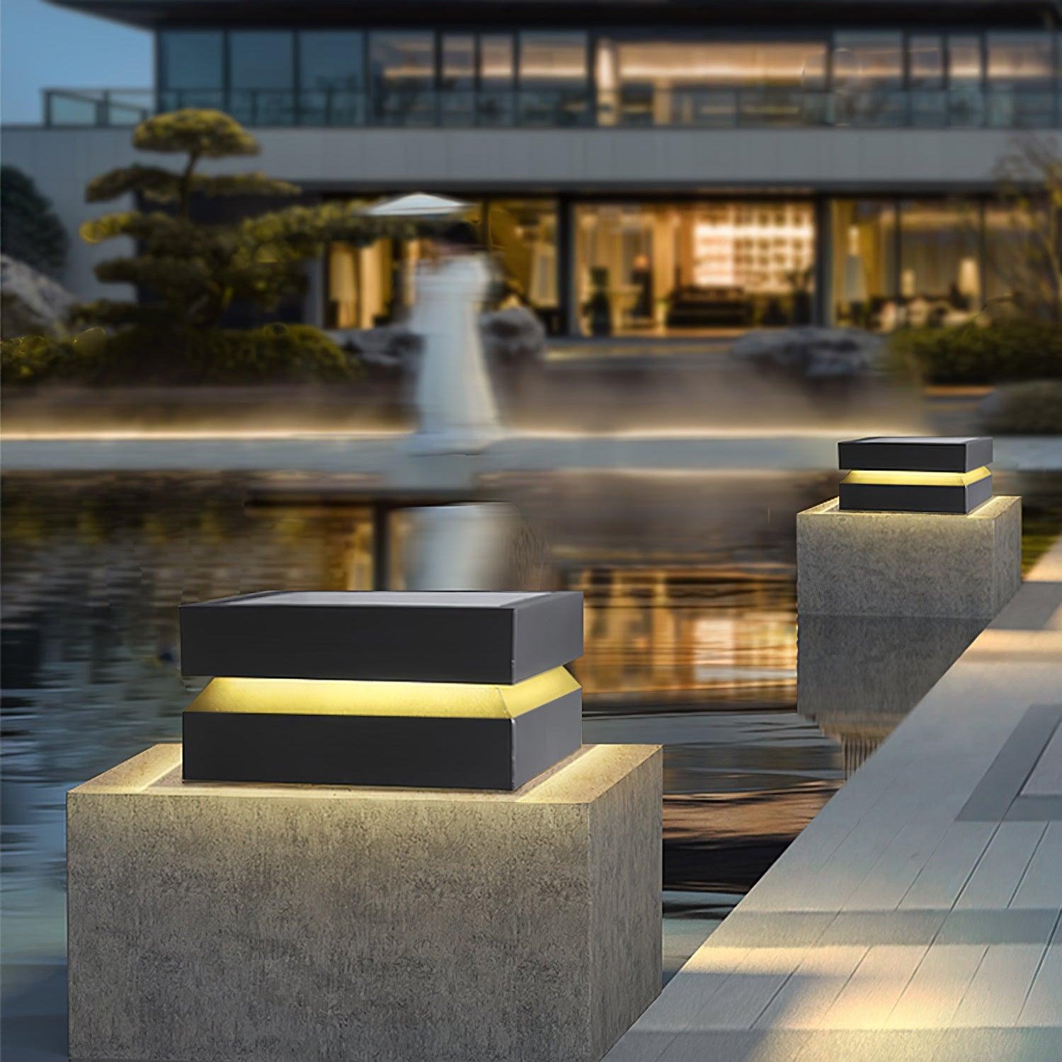 Borne extérieure LED carrée IP65 – résistante aux intempéries, jardin et allée